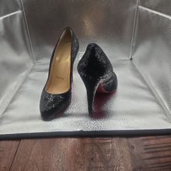 Christian Louboutin Black Heels With Red Bottoms