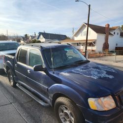 2004 Ford Explorer Sport Trac