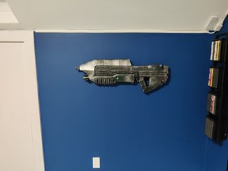 Halo Combat Evolved MA5B Assault Rifle Prop Replica