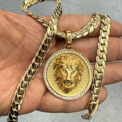 -Lion Head-icy simulated diamonds stones pendant and Cuban necklace 🔥🔥