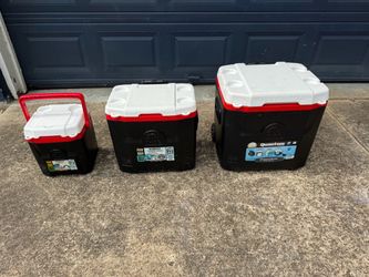 3 Piece Igloo Cooler Set - Black / White /Red