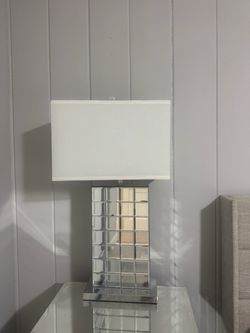 Set of 2 lamps