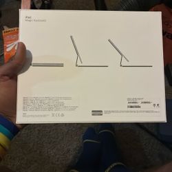iPad Magic Keyboard 