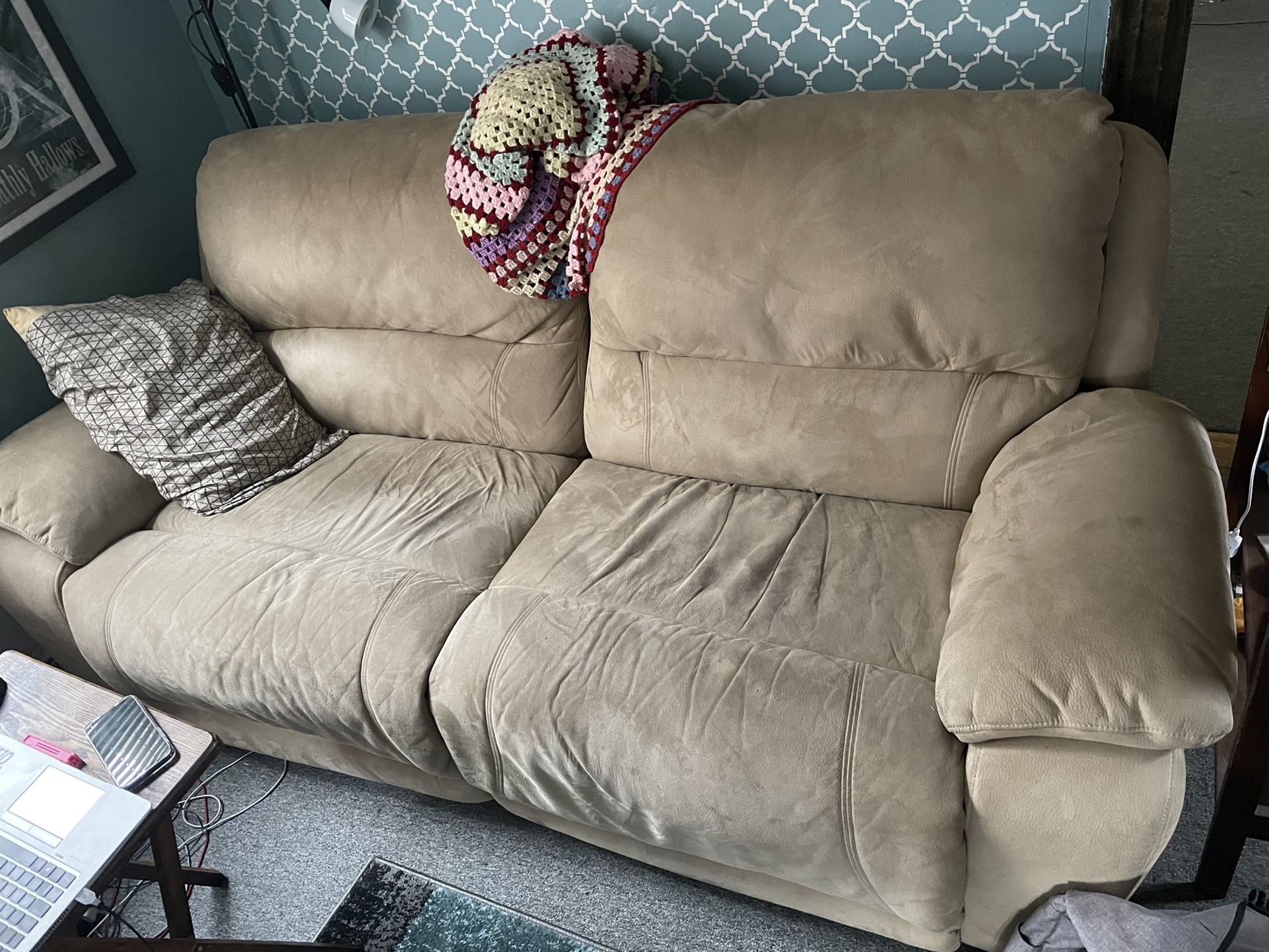 Power Recliner Sofa