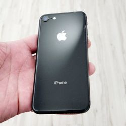 64GB Unlocked iPhone 8 Excellent Condition Works With All Carriers 