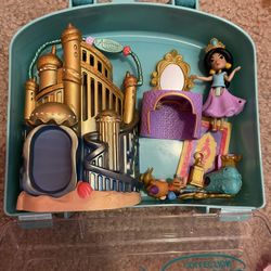 Disney Princess Jasmine And Her Castle 