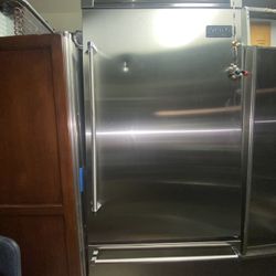 Viking Professional Fridge 