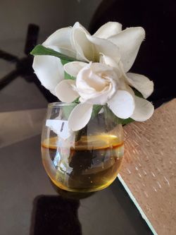 Artificial Gardenia  In Artificial water glass needs dusting