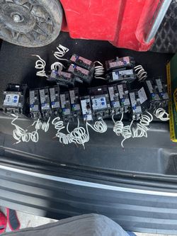 Arc fault breakers