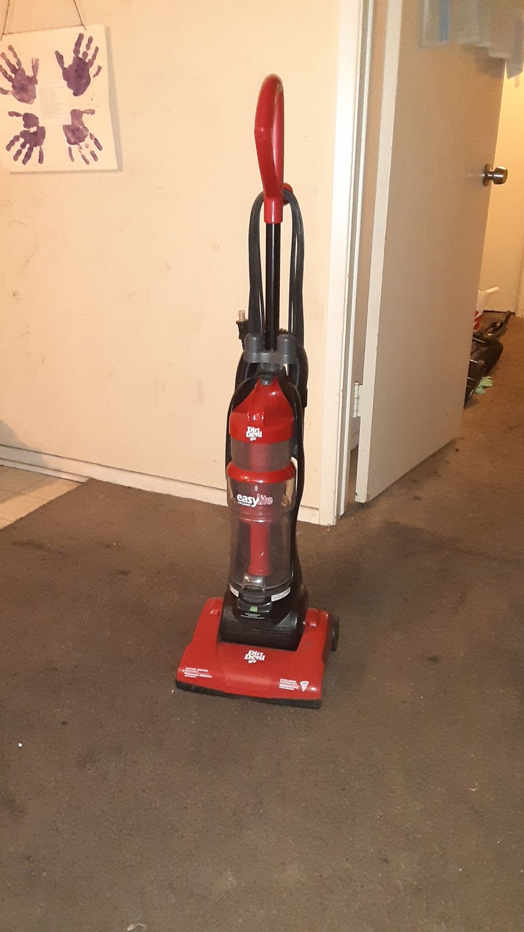 Dirt Devil Vacuum