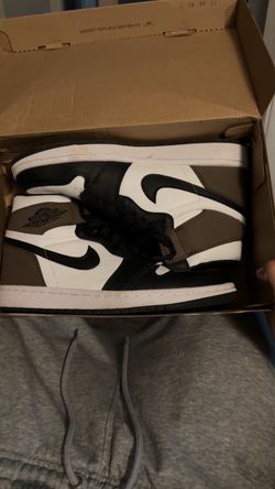 Brown Jordan 1