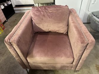 Pink Lizmont Accent Chair