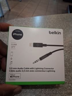 Belkin iPhone 3.5mm Audio Cable with Lightning Connector