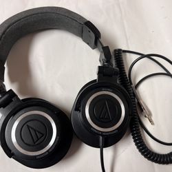 Audio Technica Professional Monitor Headphones ATH-M50