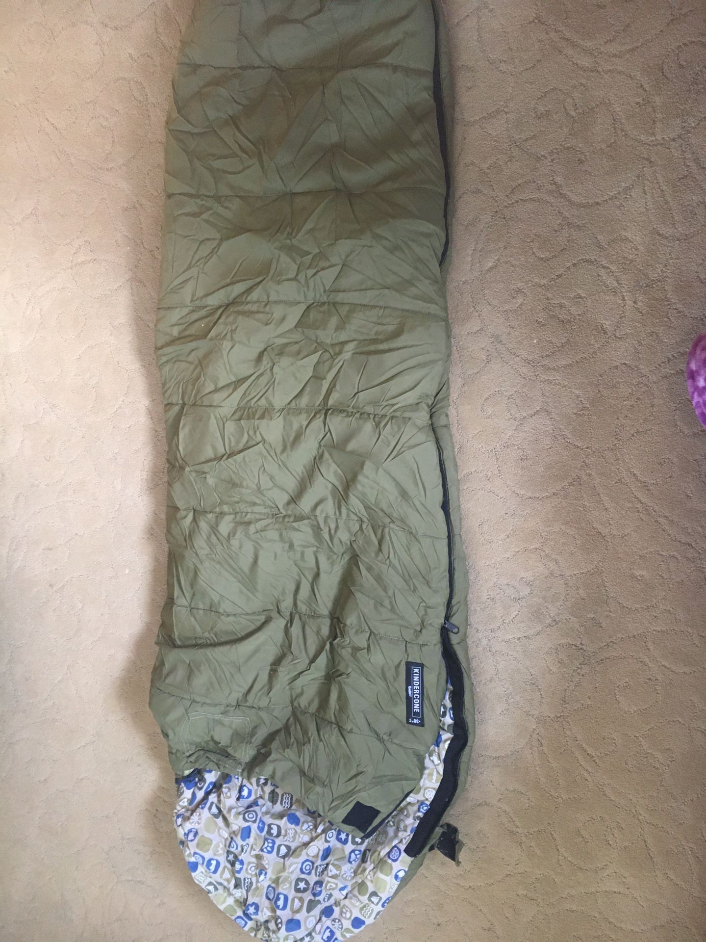 Kids REI Kindercone sleeping bag—green