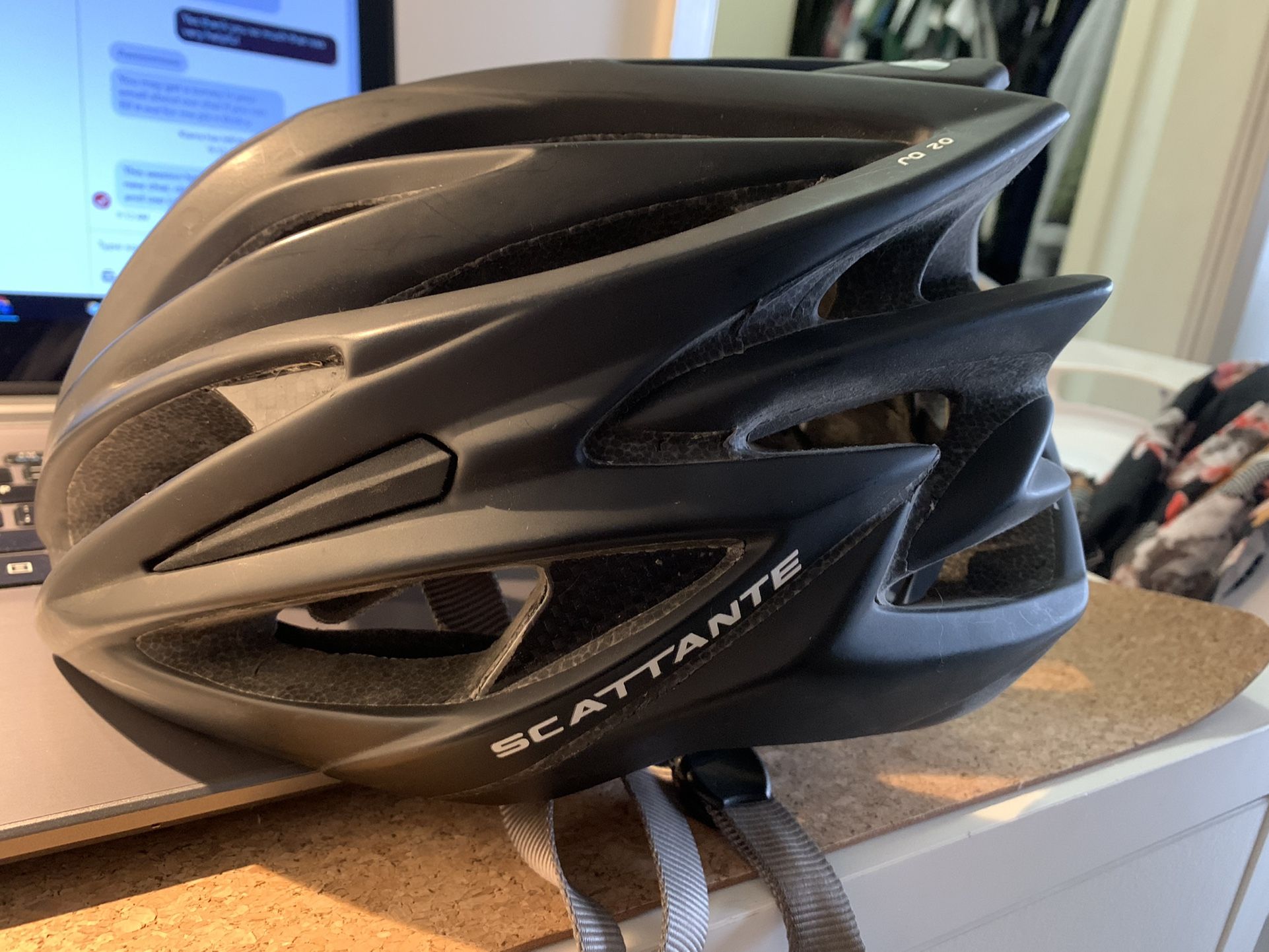 Road Helmet (Matte black)