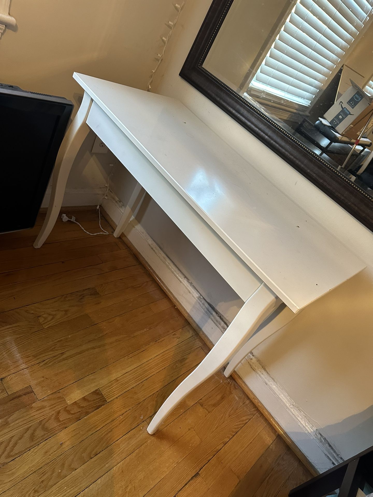 Desk With Drawers