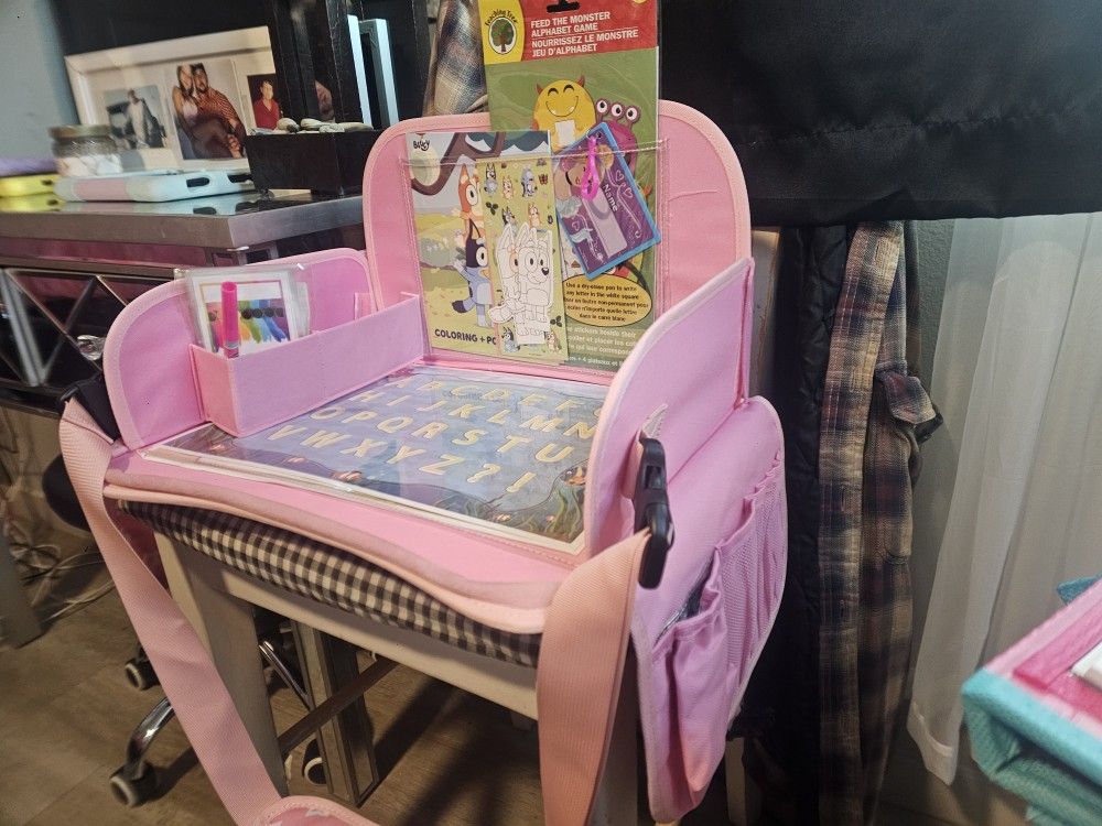 Travel Activity Station