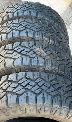 285/60/20 Goodyear vendo un set de llantas usadas excelente condiciones de vida las 4 ✅🤩I am selling a set of used tires, all 4 in excellent living c
