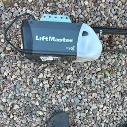 Garage Door Opener 