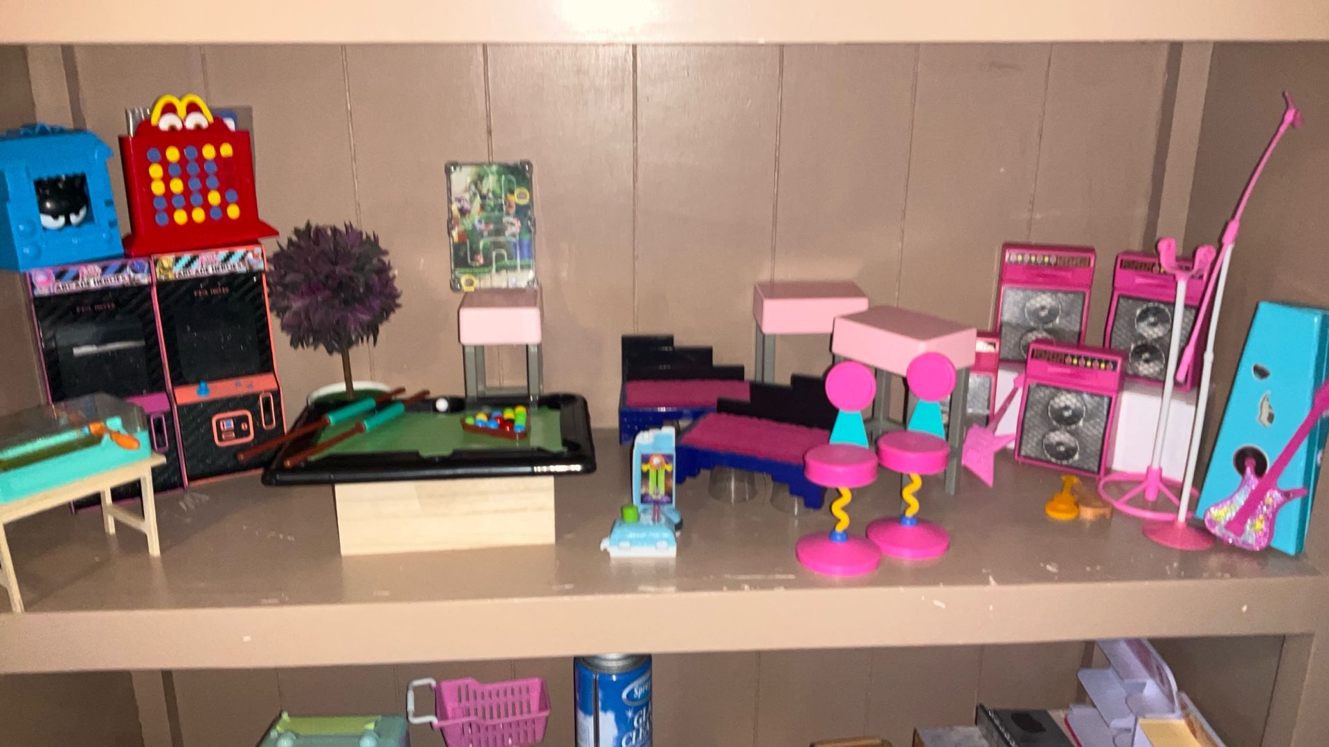 Barbie Band And Game Room