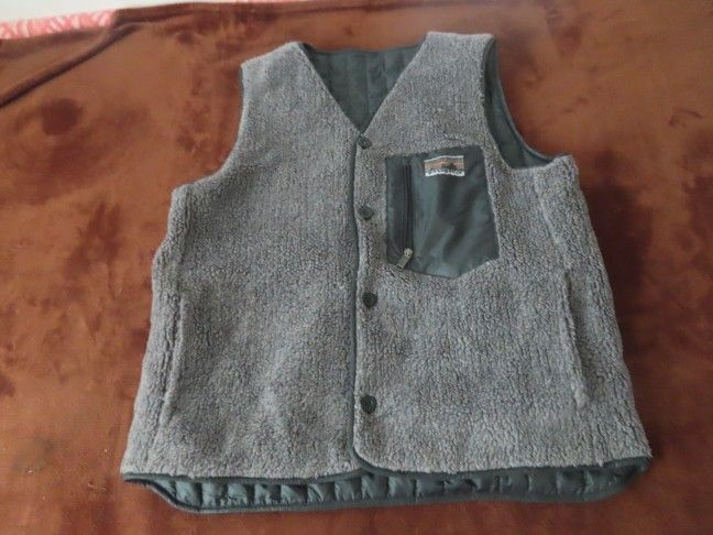 Patagonia Recycle Reversible Down Vest One Size Green Grey Fleece Puffer 27405