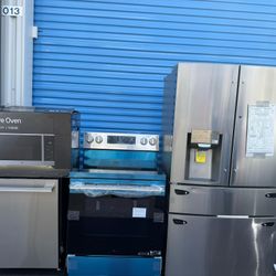 Complete set of LG stainless steel appliances, 4 appliances: refrigerator, stove, microwave, dishwas