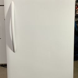 Frigidaire Frost Free Upright Freezer 