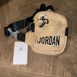 JORDAN CROSS BODY BAG 
