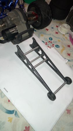 Traxxas slash wheelie bar