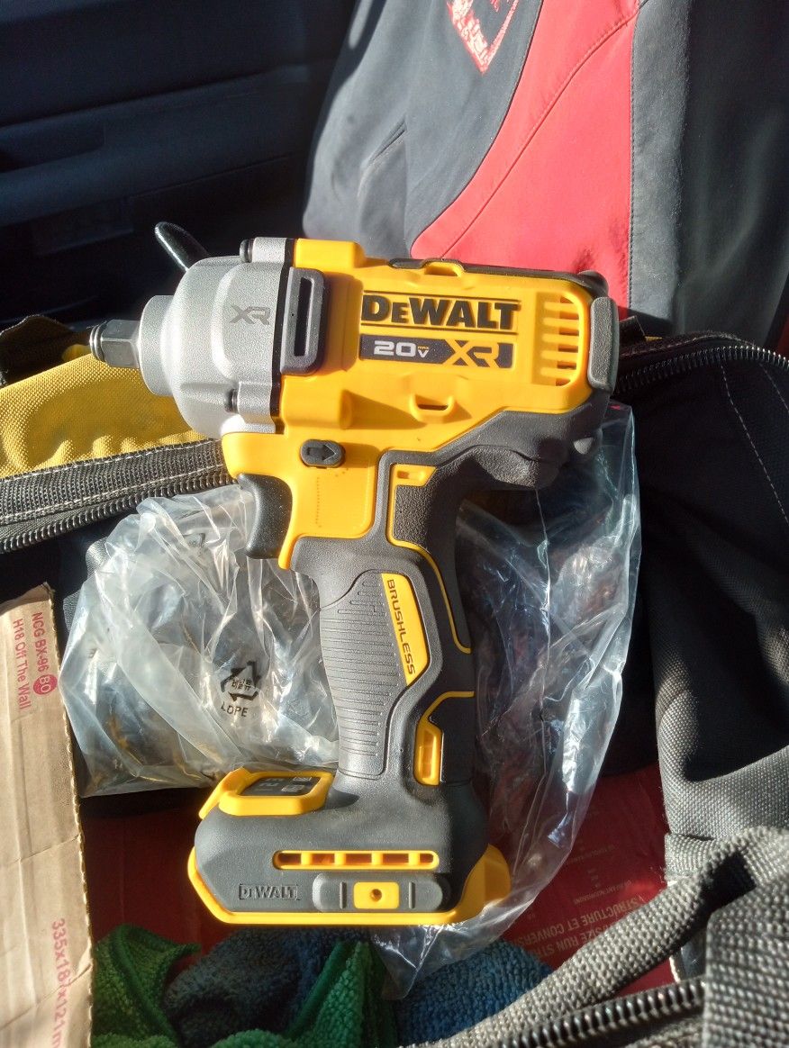 (((((((((DeWalt XR 1/2 Inch))))))))))