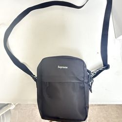 Supreme Shoulder Bag (SS18)