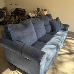 Reclining Couch 