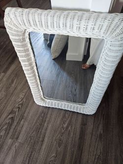 Wicker mirror
