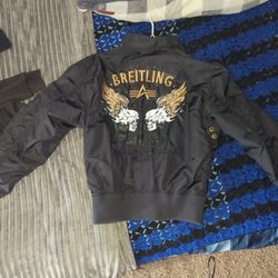 (Rare vintage) Black Breitling x Alpha industries bomber jacket.
