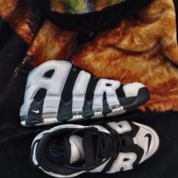 Nike Up Tempos Size 9
