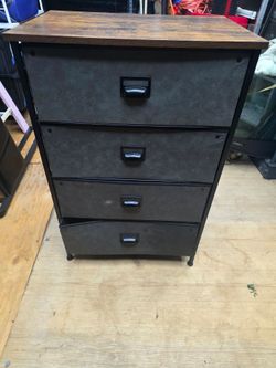 4-Drawer Dresser with Wood Top