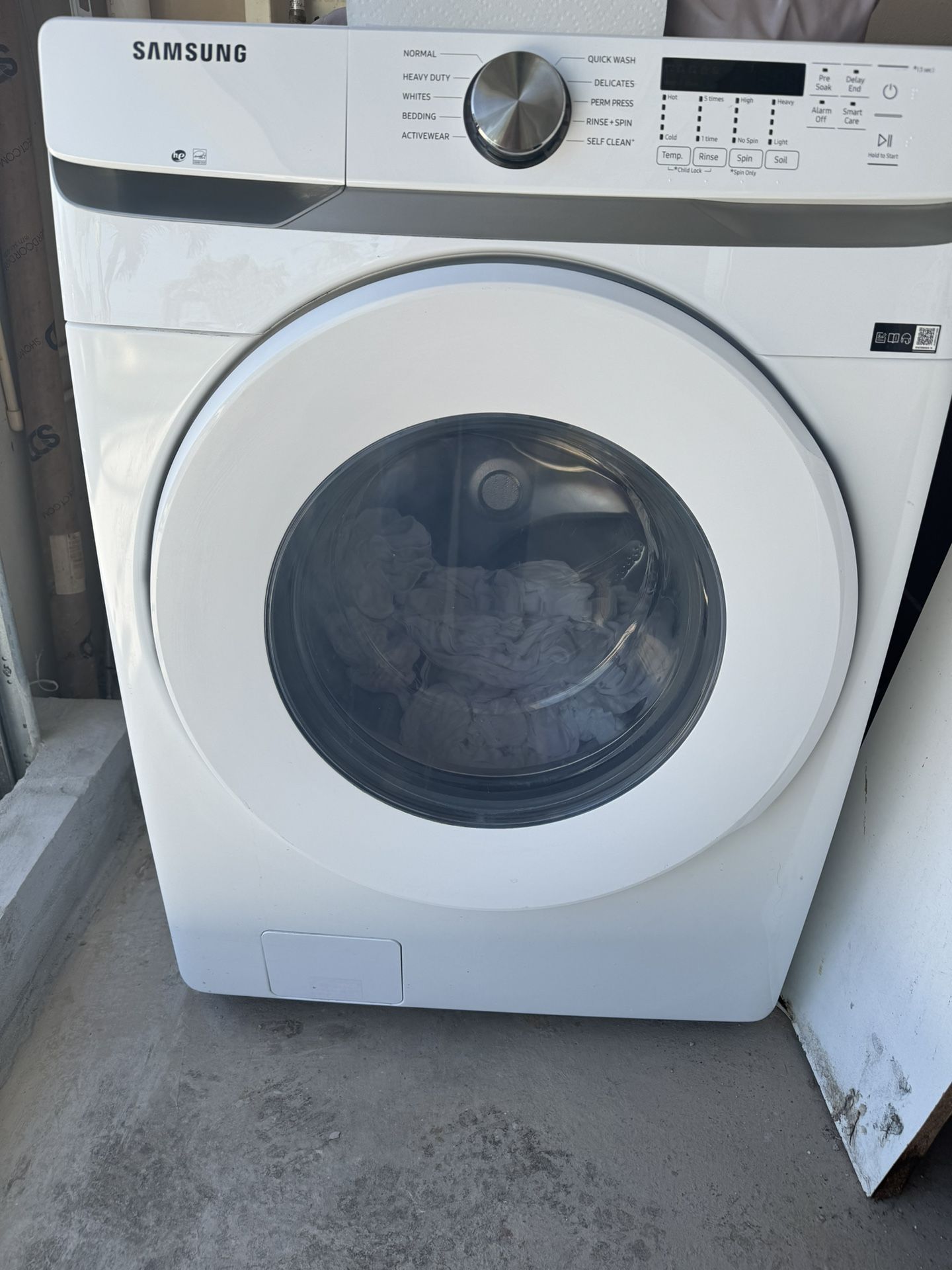 White Samsung washer 2023