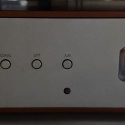 Peachtree Audio Nova PreAmp And 220 Amp