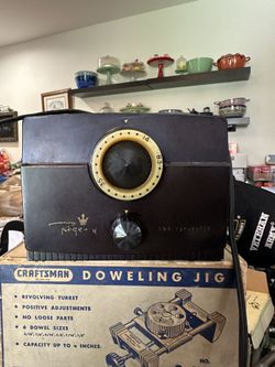 Regency VHF converter beautiful condition like never used come and get it