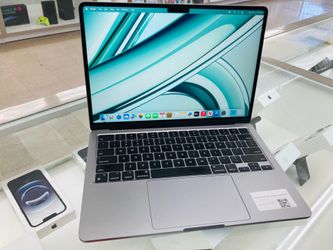 MacBook Air m3 8gb ram 256gb ssd