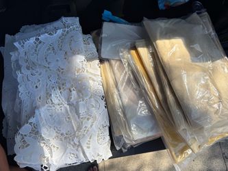 Vintage vinyl tablecloths and placemats