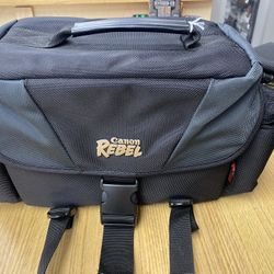 Canon Rebel Gadget Bag Carry Case Padded DSLR Digital Camera Shoulder Strap