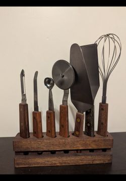 7 Piece Essential Kitchenware Set