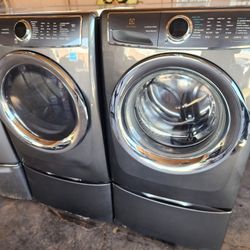 Electrolux steam washers and dryer electric 