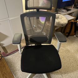 🚨MOVING SALE! Computer chair