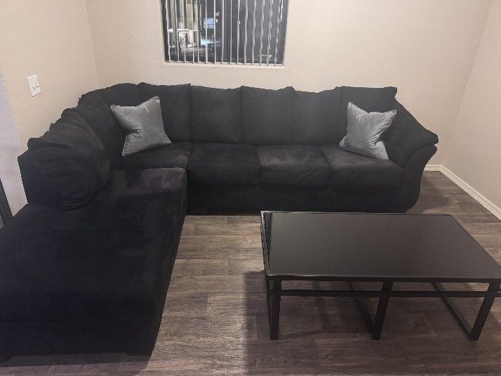 Sectional Couch - Black