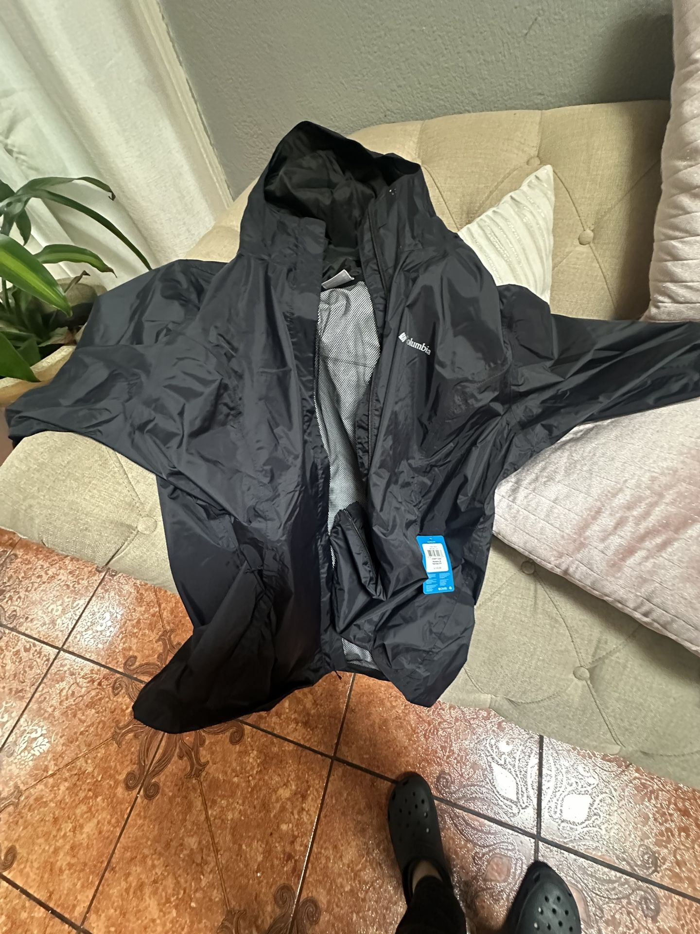 Columbia Brand New Rain Coat