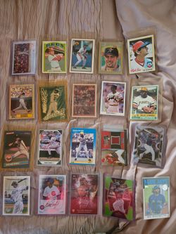 Baseball cards and sleeves