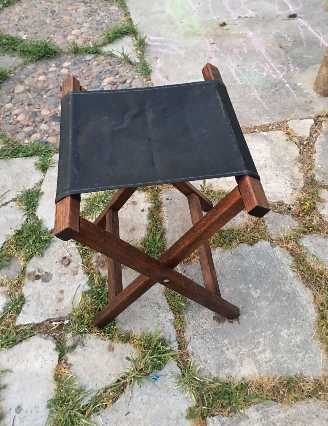 Like New Folding Chair Hardwood